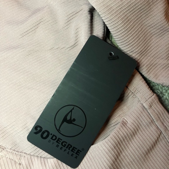 BRAND NEW: Girls Xl Athletic Long sleeve - Picture 4 of 6